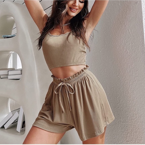 3 Piece Lounge Set : Cropped Tank, Long Sleeve Cardigan & Shorts - Picture 4 of 5